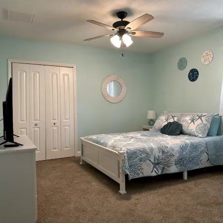 Baileys Bluff Waterfront Escape, Heated Pool near Gulf Island Beaches