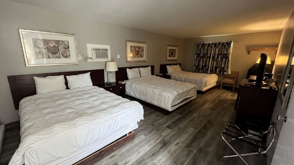 Satelite Motel