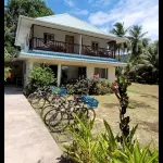 Lucy's Guesthouse - Pensions