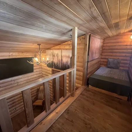 Alyeska Spruce Cabin