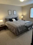 Luxury Chalet on the Pines Golf Course! - Hytter