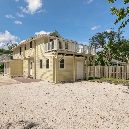 Clean Simple Cozy 2 BR Home in downtown of St. Augustine
