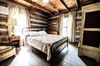 Granddaddy's Cabin -ON THE BLUFF OF DAYTON MTN! 13 Minutes from Chickamauga Lake - Hytter