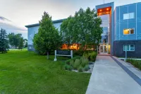 Barker Suites Southport - 3-Star