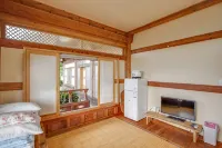 Wando Cheonghaejin Hanok Pension - Wifi