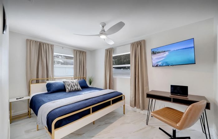 Luxury Retreat Largo - Beaches - 12PPL - Pool Spa