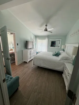🌞 Beautiful Condo on Pensacola Beach with water view of Villa Sabine Bay - 4-Star