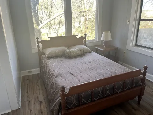Book 3 Nights Get 4th Free. - Apartments