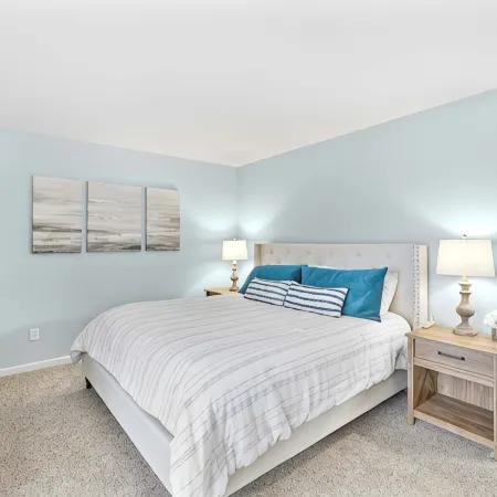 Lakefront Pinehurst Condo 2BD/2BA Hotels in Pinehurst