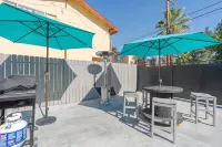 Tribune at Redlands, Arcade Hands - Homestays