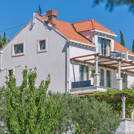 Luxury Villa Dolce Vita with Pool