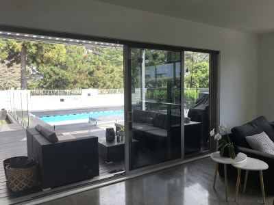 Luxury Home with pool/spa; close to beach/ 4 bedroom/ 2 bath. On golf course.