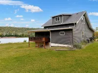 Big Riverfront House Near Beach Access, Cvg, & Downtown - 2つ星