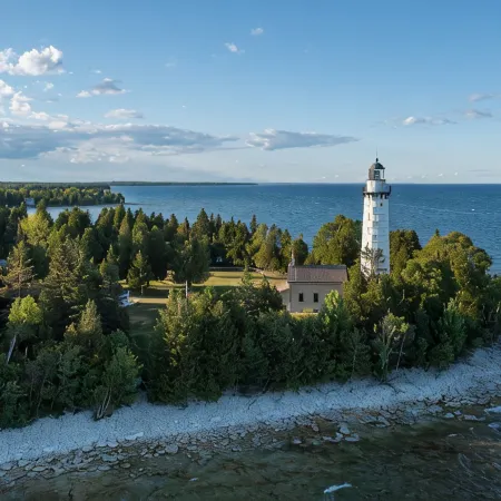 Cozy, Quiet and Peaceful Bailey's Harbor Home: Close to Everything Door County!
