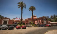 Wyndham Costa del Sol Arequipa - parkir