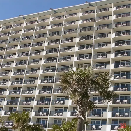 "Direct" Ocean Front 9th Floor Cozy Coastal Cottage Reasonable Rates
