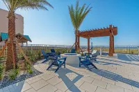 Brand New Luxury, 4 Bedroom/3 Bath, GULF FRONT Condo - Kitchens