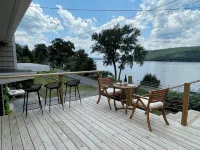 Remodeled Family Cottage with Lake Views Close to Wineries, Hiking & Tons More - con encanto