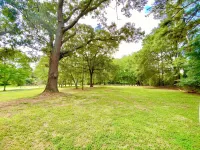 McCullough Park Charming 3-bedroom  in fantastic Stockbridge - Homestays
