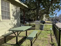 THE UPTOWN BUNGALOW-COVERED PARKING-Walkable Historic Neighborhood-PET FRIENDLY! - Bungalows