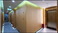 Jiayuan Hotel (Jinchuan County Chengnan Garden) - parking