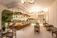 Centro Vero Suites by Omilos Hotels - Baarit