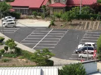 Garden Hotel Kitakata - parking