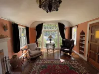 F.J. Massa House ~ Walk to Downtown Napa ~ Bocce Court - บังกะโล