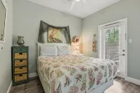 Spacious 3-Bed/3-Bath Townhome 1111 • Sleeps 8 • Perfect for Families & Friends! - balcony