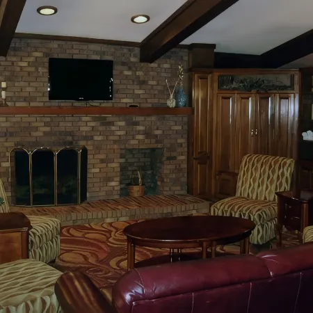 Quality Inn & Suites Searcy I-57