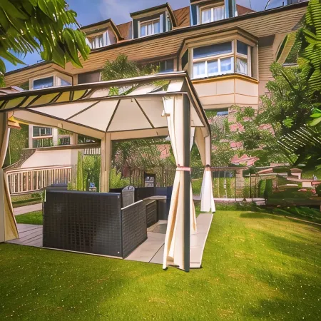 Max Aviation Villa & Apartments