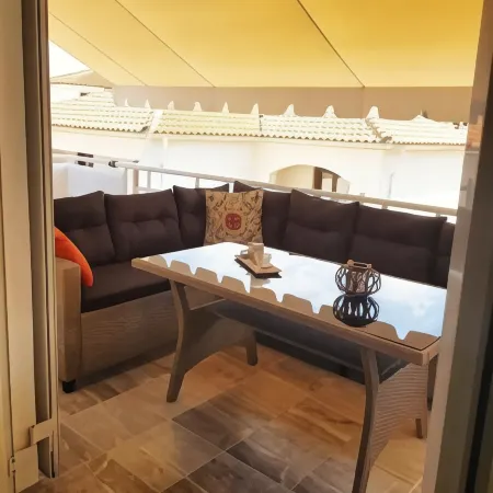 Avres Apartments