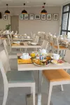 Logis hôtel - la Chambre d'Amiens - breakfast