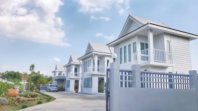 Bannsukta Hotels near Ban Amphoe