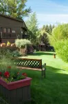 Inn on the Creek