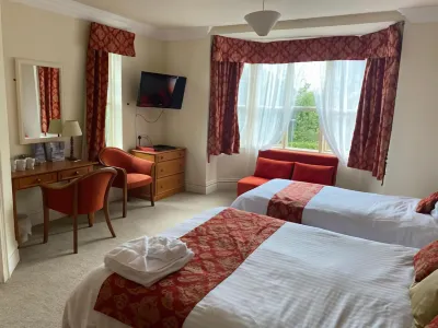 Farnley Tower Guesthouse Hotels in Brandon and Byshottles