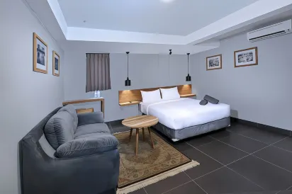 Arimbi Stay Surabaya