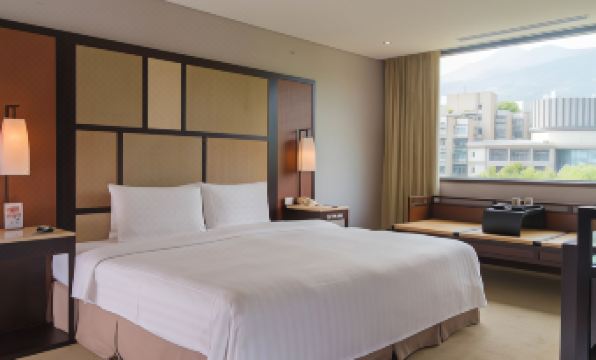 Sweetme Hotspring Resort