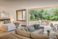 Beach Suites