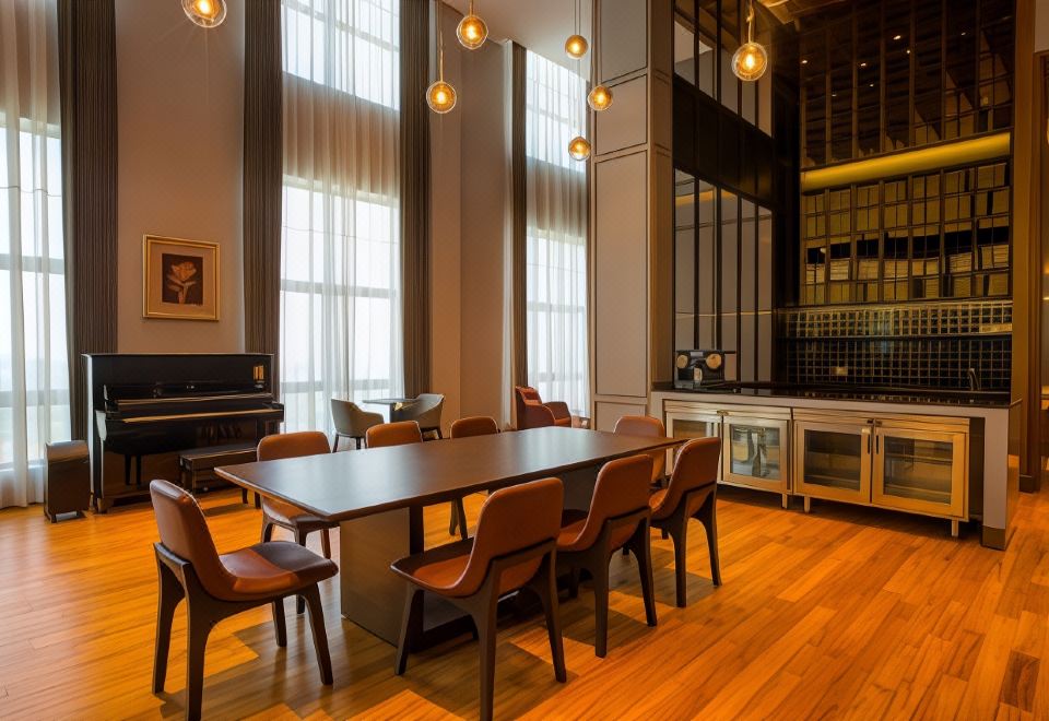 2. 머큐어 리빙 푸..