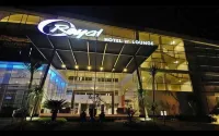 Hotel Royal Jember Hotel dekat Taman Kota Mastrip