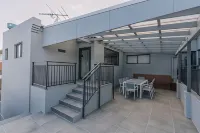 Studios on Beaumont Hotels in Hamilton