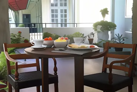 C1 Colombo Fort Отели рядом с достопримечательностью «Мечеть Джами Уль Альфар»