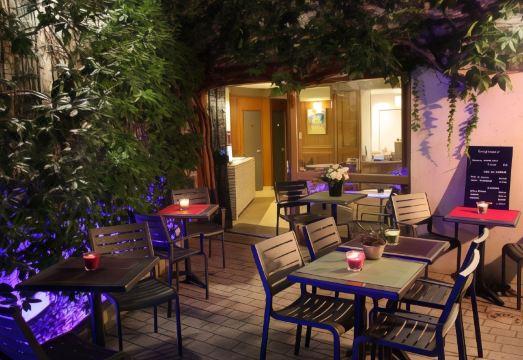 호텔 도팽 외관