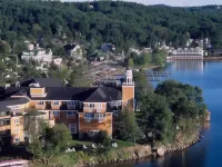 Mill Falls Resort Collection at the Lake Hotels in Moultonborough