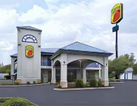 Super 8 by Wyndham Franklin Hwy 31 Hôtels à : Comte de Simpson