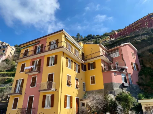 5 Terre Pelagos 2 Hotels in Manarola