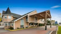 Best Western Inn at Penticton Hotels near Kindrie Grove Studios