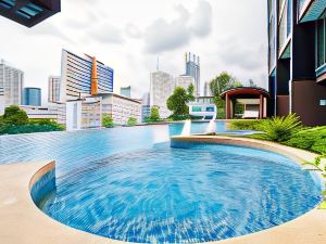 The Rich Residence Sukhumvit Nana