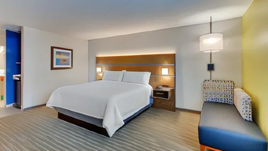 Holiday Inn Express & Suites Dawsonville